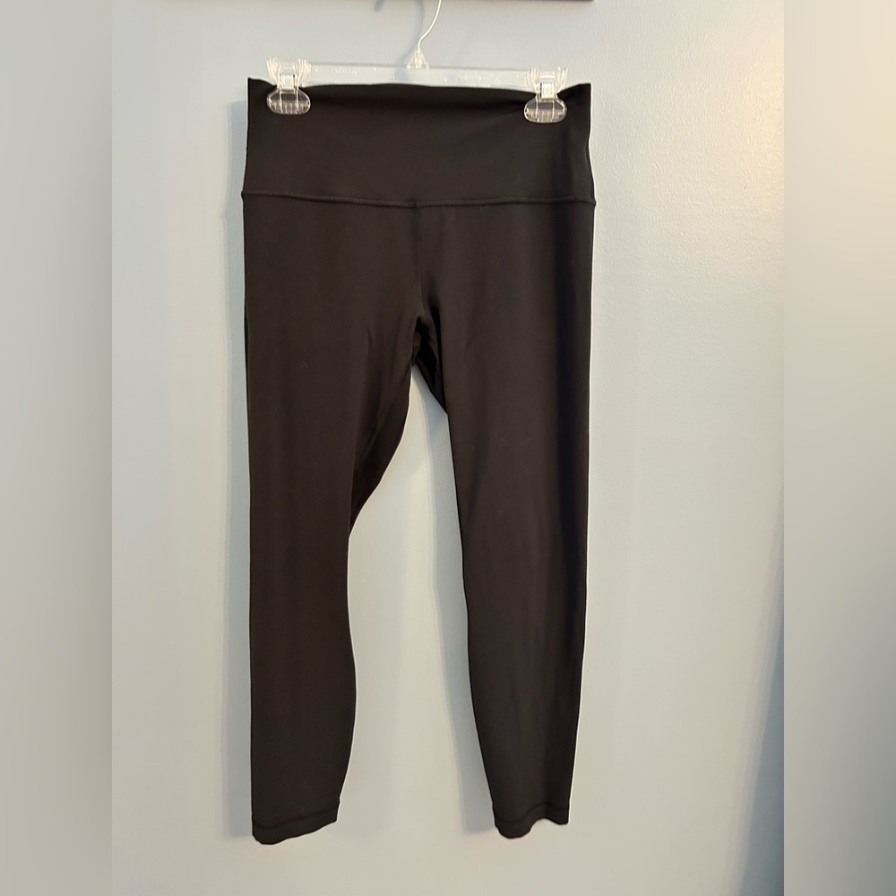 RARE Lululemon Leggings EXCLUSIVE Hawaiian Collection - Picture 2 of 4